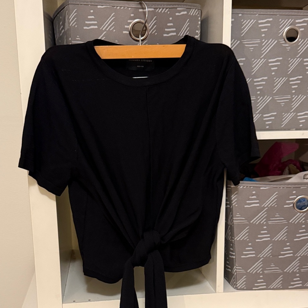 Black Tie-Front wrap round Top
